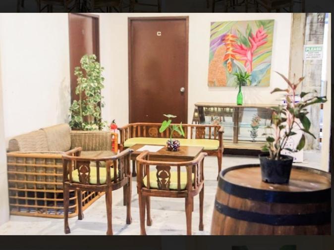 Balay 8 Suites Silay Eksteriør billede