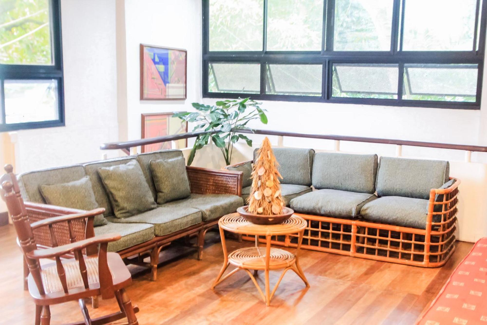 Balay 8 Suites Silay Eksteriør billede